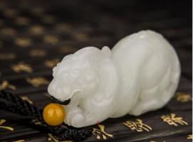 屬兔2024犯太歲怎樣化解吉兇呢(2024年犯太歲的四個(gè)屬相)