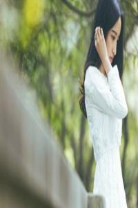 處女女深愛一個(gè)人表現(xiàn)形式