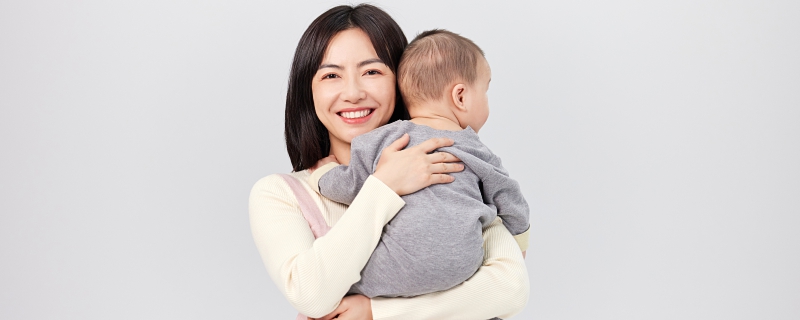 梦见抱着婴儿是什么意思 梦见抱着婴儿意味着什么 