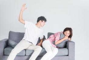 夢見妻子出軌暴打妻子是什么意思 夢見妻子出軌暴打妻子有什么征兆