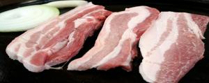 女人夢到好多生豬肉是什么意思 女人夢到好多生豬肉有什么預(yù)兆